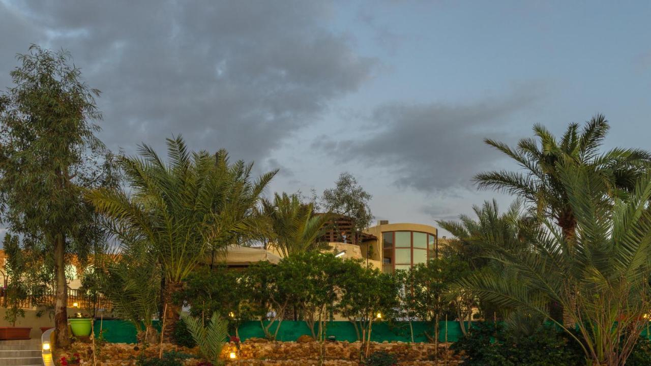 Sweimeh The Precious Guesthouse מראה חיצוני תמונה