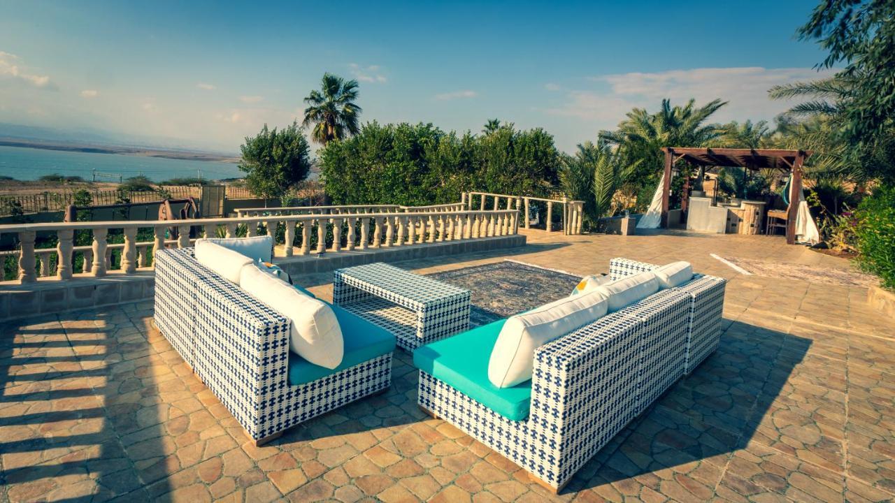 Sweimeh The Precious Guesthouse מראה חיצוני תמונה